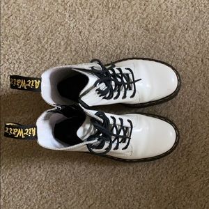 Platform leather Dr. Martens!!!! Barely worn